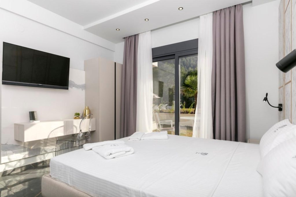 B&D Luxury Suites - Infinity Linen Ελευθεριάδης Θάσος