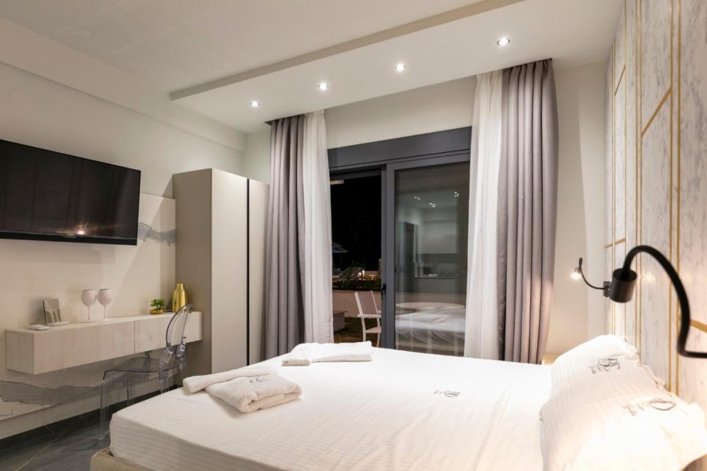 B&D Luxury Suites - Infinity Linen Ελευθεριάδης Θάσος